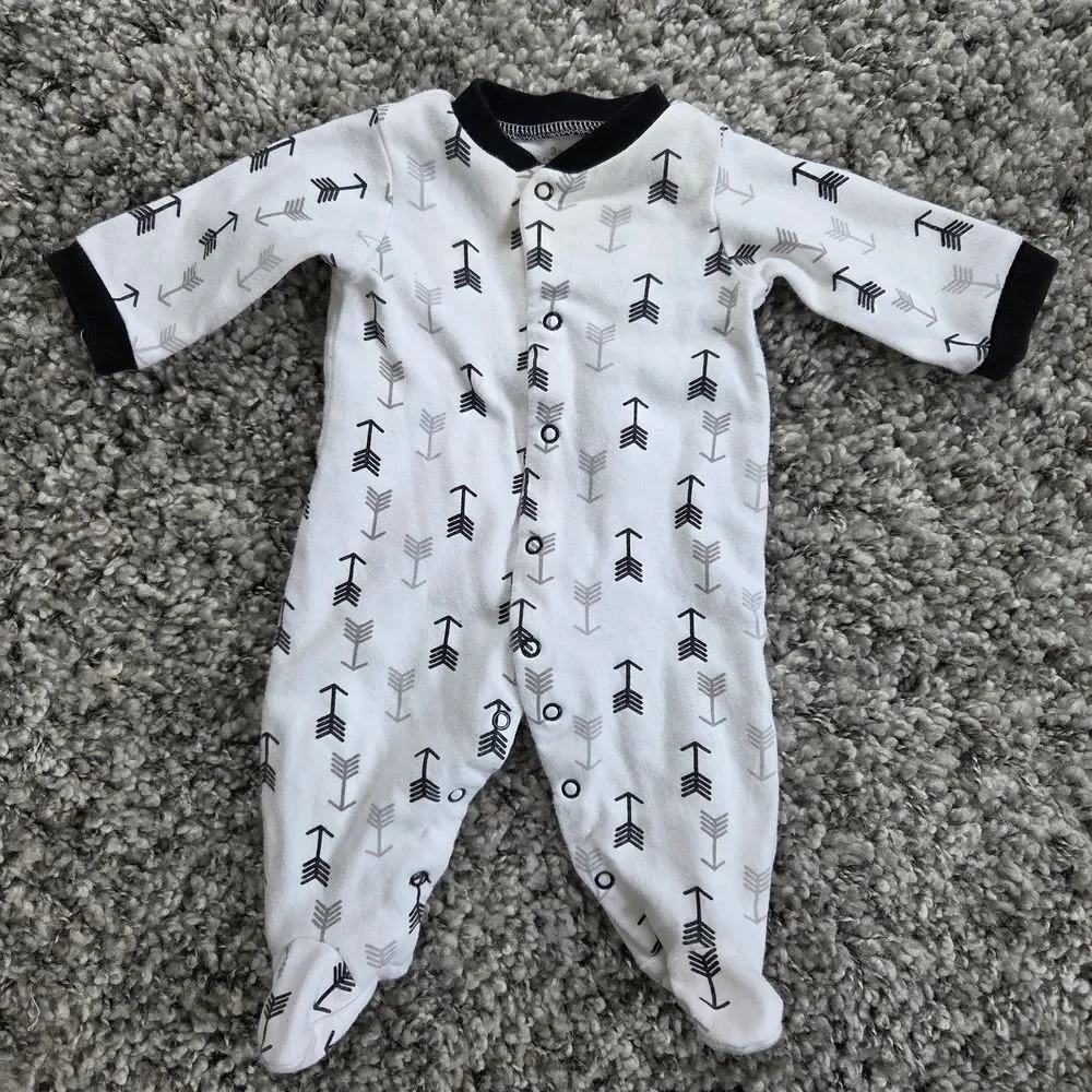 3 Pair Of Baby Footie Baby Pajamas Newborn Carters Baby Starters Brand